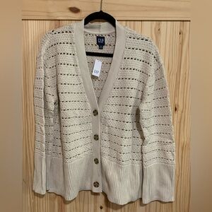 GAP 24/7 Split Hem  Sweater NWT Size Medium